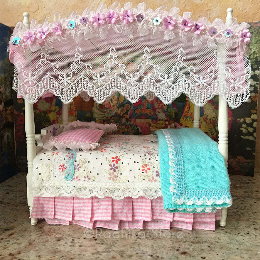 Barbie discount canopy bed